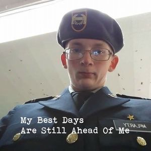 Meet your Posher, Dakota